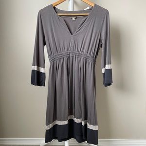 Roots 3/4 Sleeve V-Neck Tunic Medium